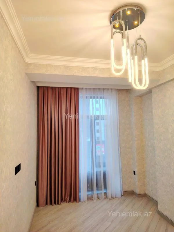 Satılır 3 otaqlı yeni tikili 90 m²