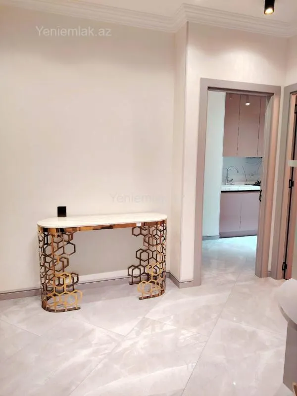 Satılır 3 otaqlı yeni tikili 90 m²