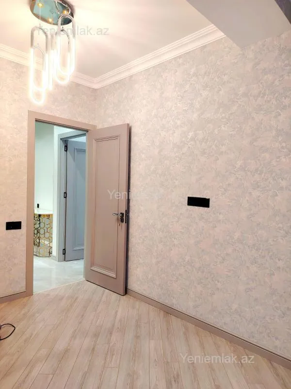 Satılır 3 otaqlı yeni tikili 90 m²