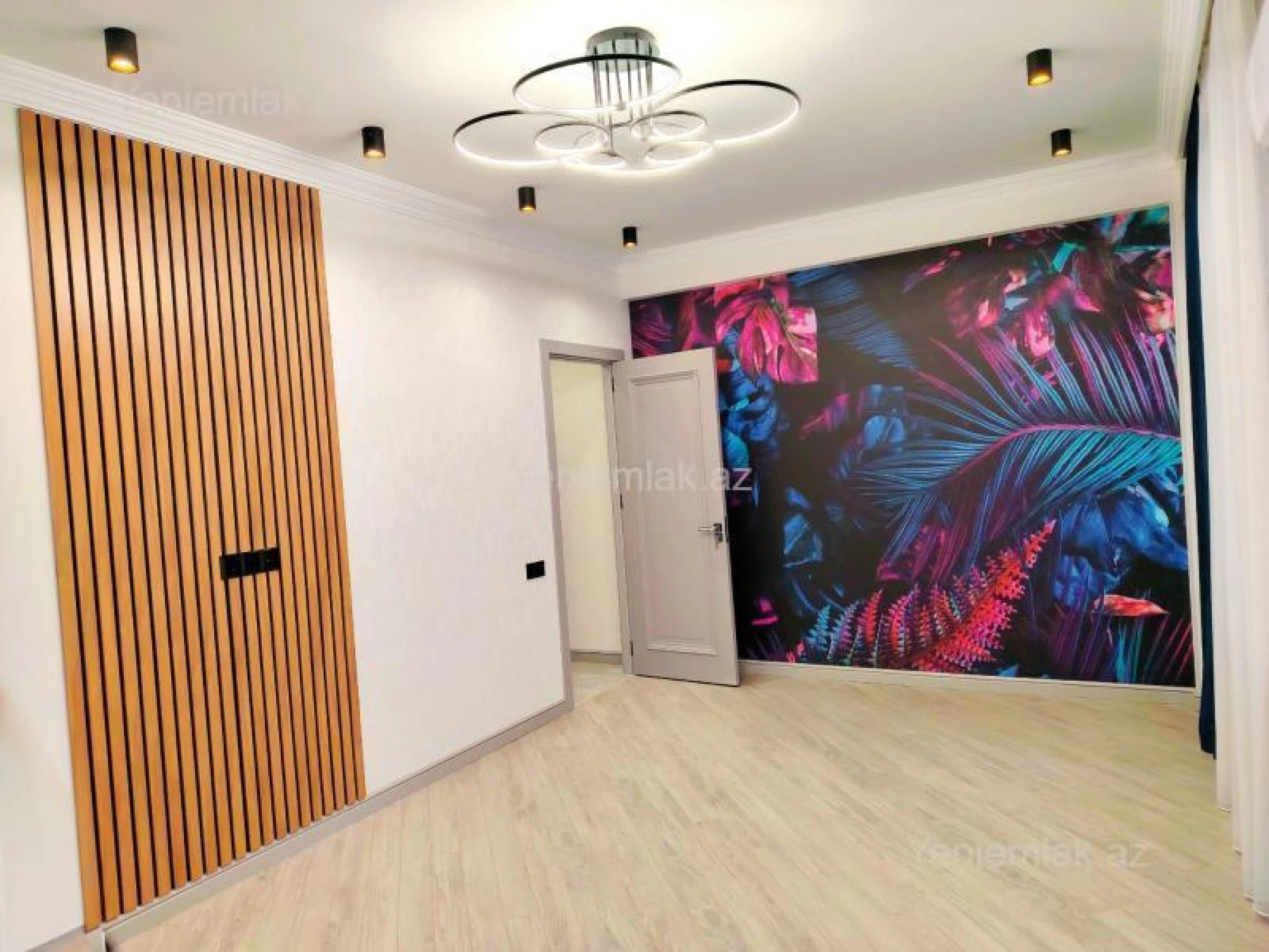 Satılır 3 otaqlı yeni tikili 90 m²