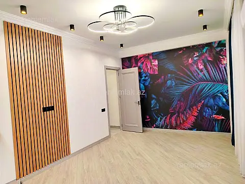 Satılır 3 otaqlı yeni tikili 90 m²
