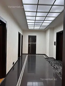 Satılır 3 otaqlı yeni tikili 130 m²