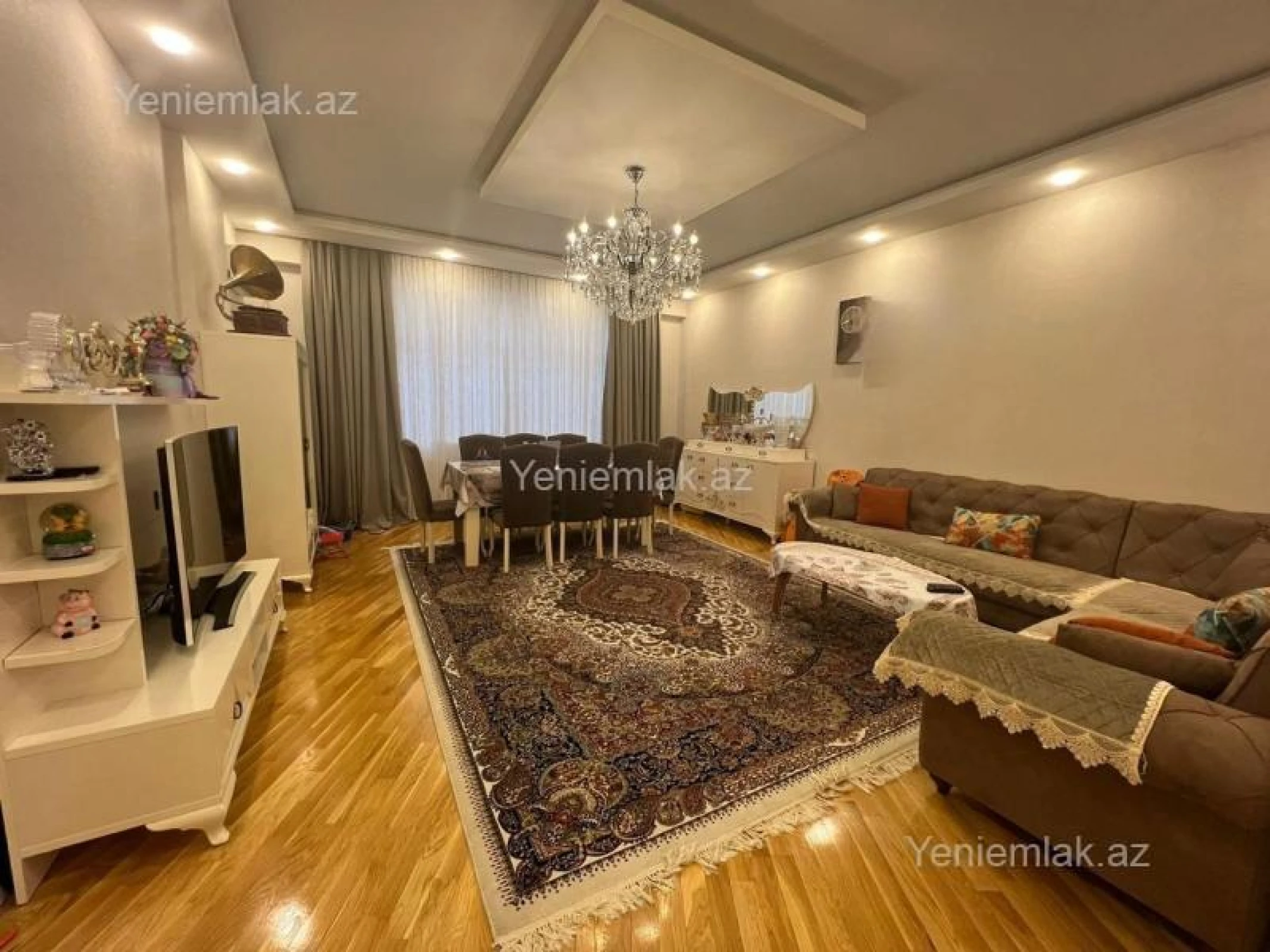 Satılır 2 otaqlı yeni tikili 113 m²
