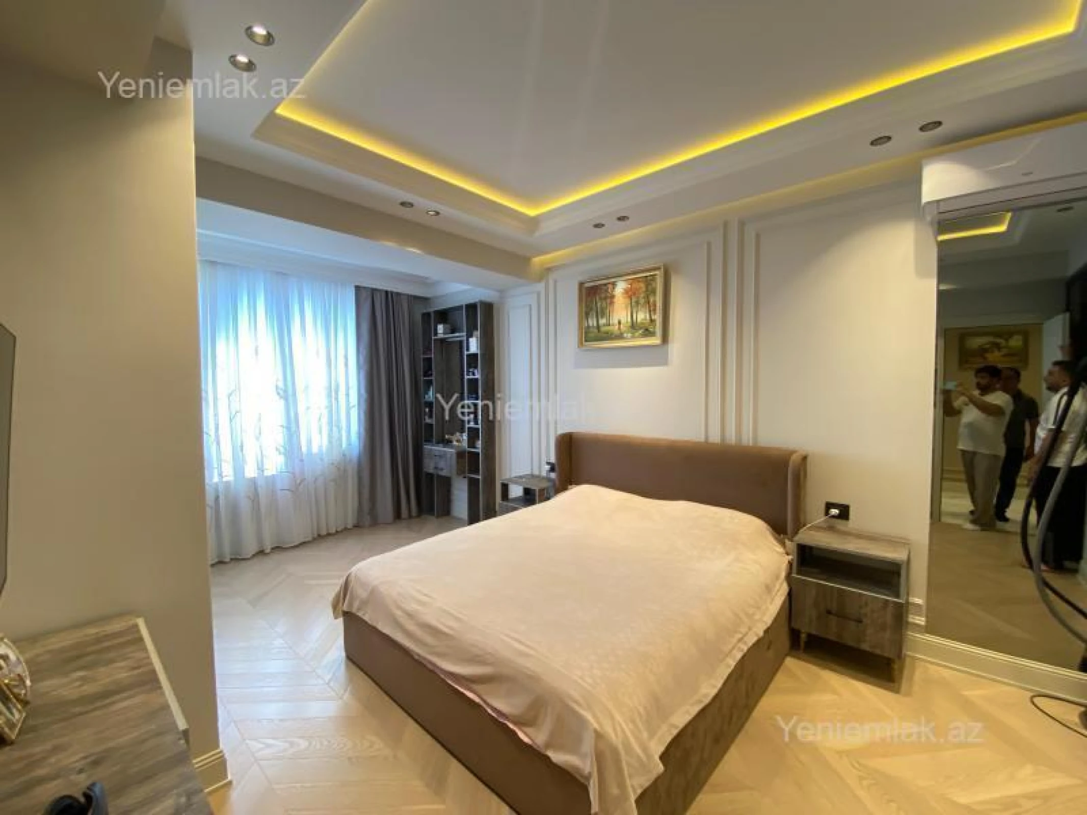 Satılır 4 otaqlı yeni tikili 202 m²