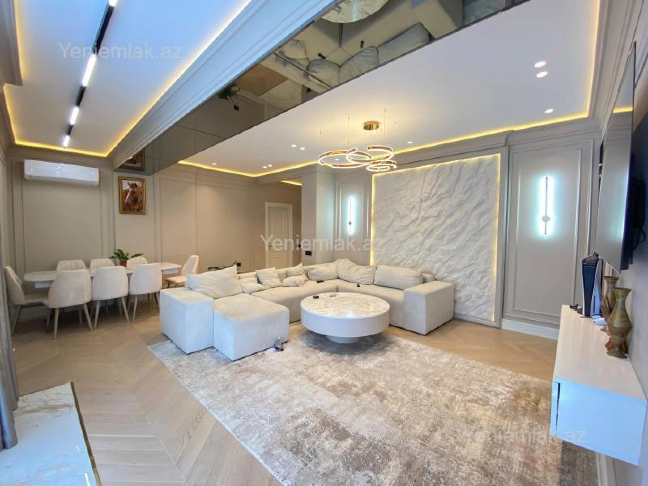 Satılır 4 otaqlı yeni tikili 202 m²