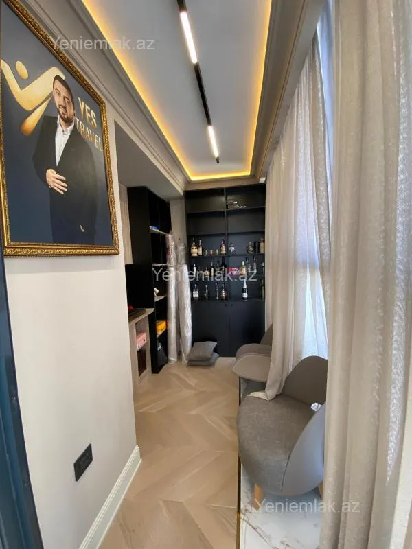 Satılır 4 otaqlı yeni tikili 202 m²