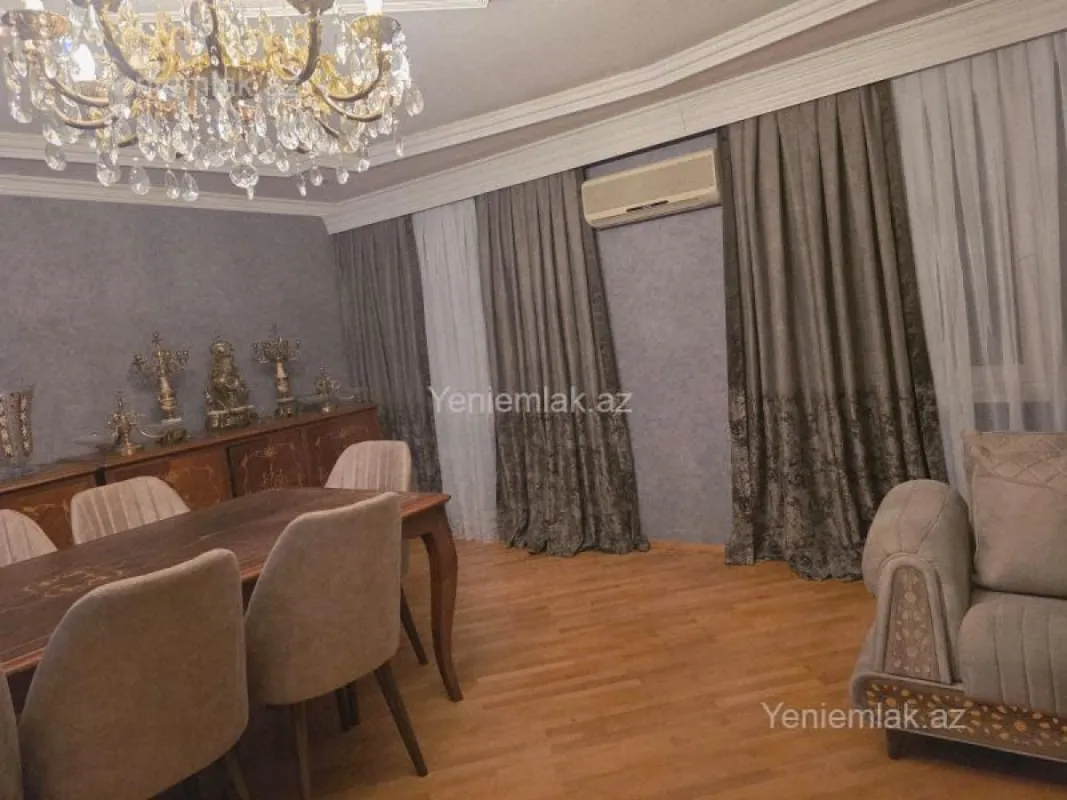 Satılır 4 otaqlı köhnə tikili 95 m²