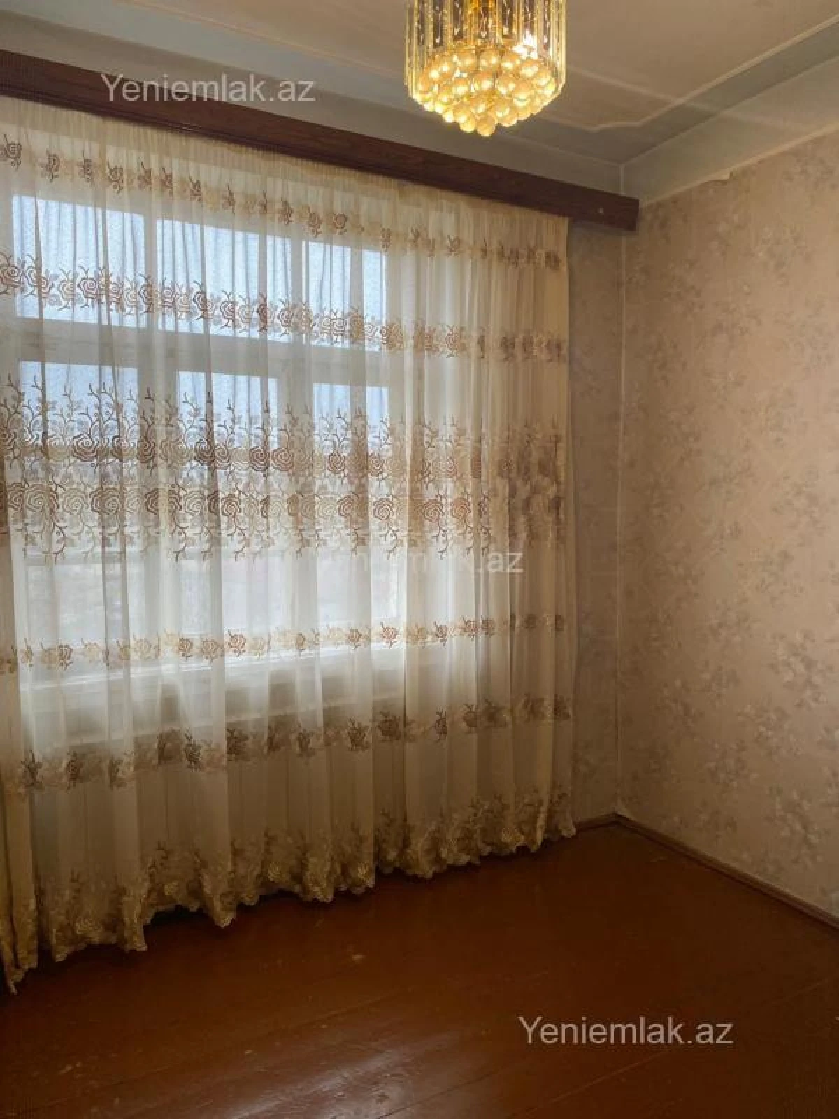 Satılır 3 otaqlı köhnə tikili 63 m²