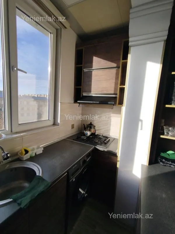 Satılır 2 otaqlı köhnə tikili 51 m²