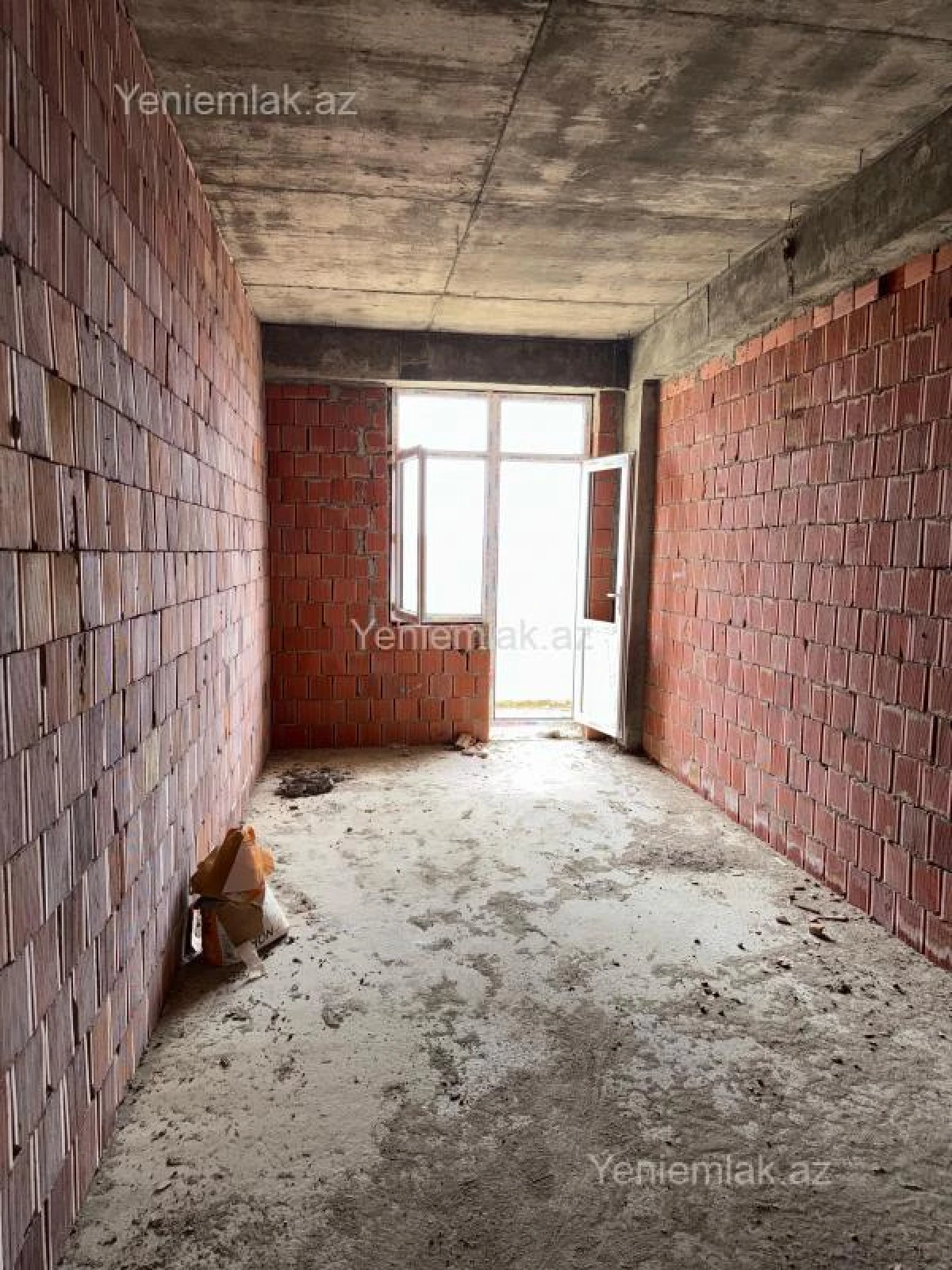 Satılır 2 otaqlı yeni tikili 74 m²