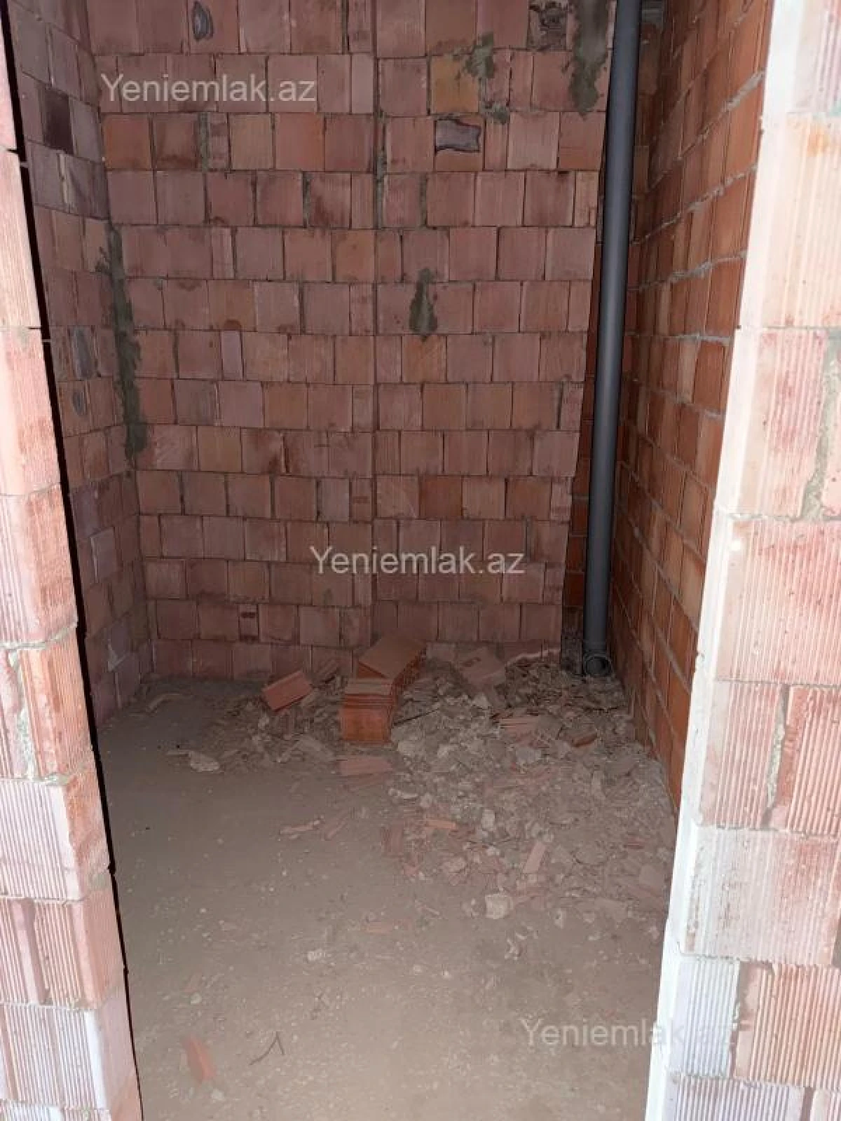 Satılır 2 otaqlı yeni tikili 74 m²
