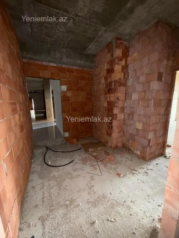 Satılır 2 otaqlı yeni tikili 74 m²