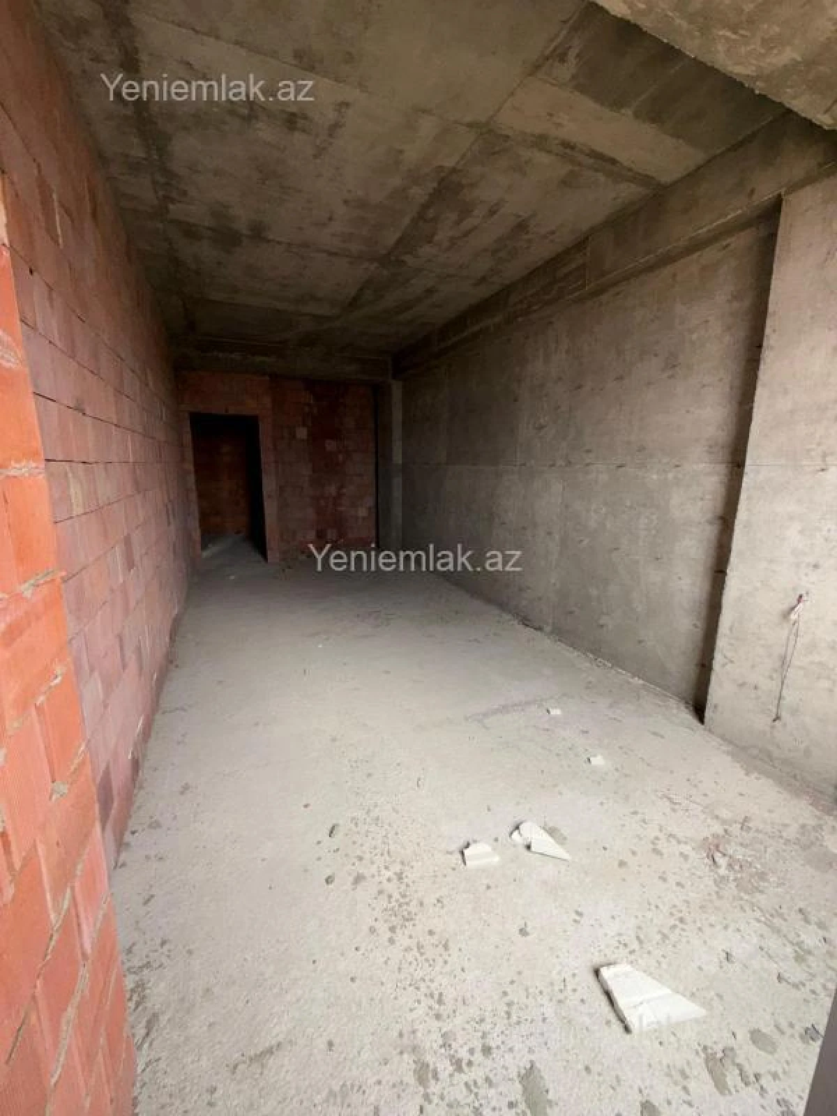 Satılır 2 otaqlı yeni tikili 74 m²