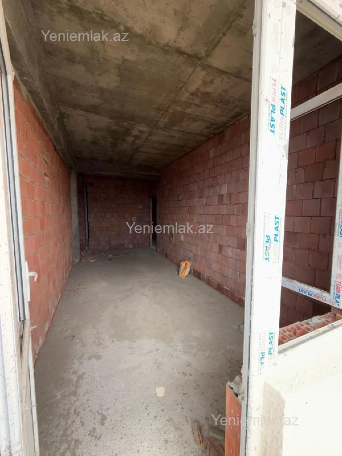 Satılır 2 otaqlı yeni tikili 74 m²