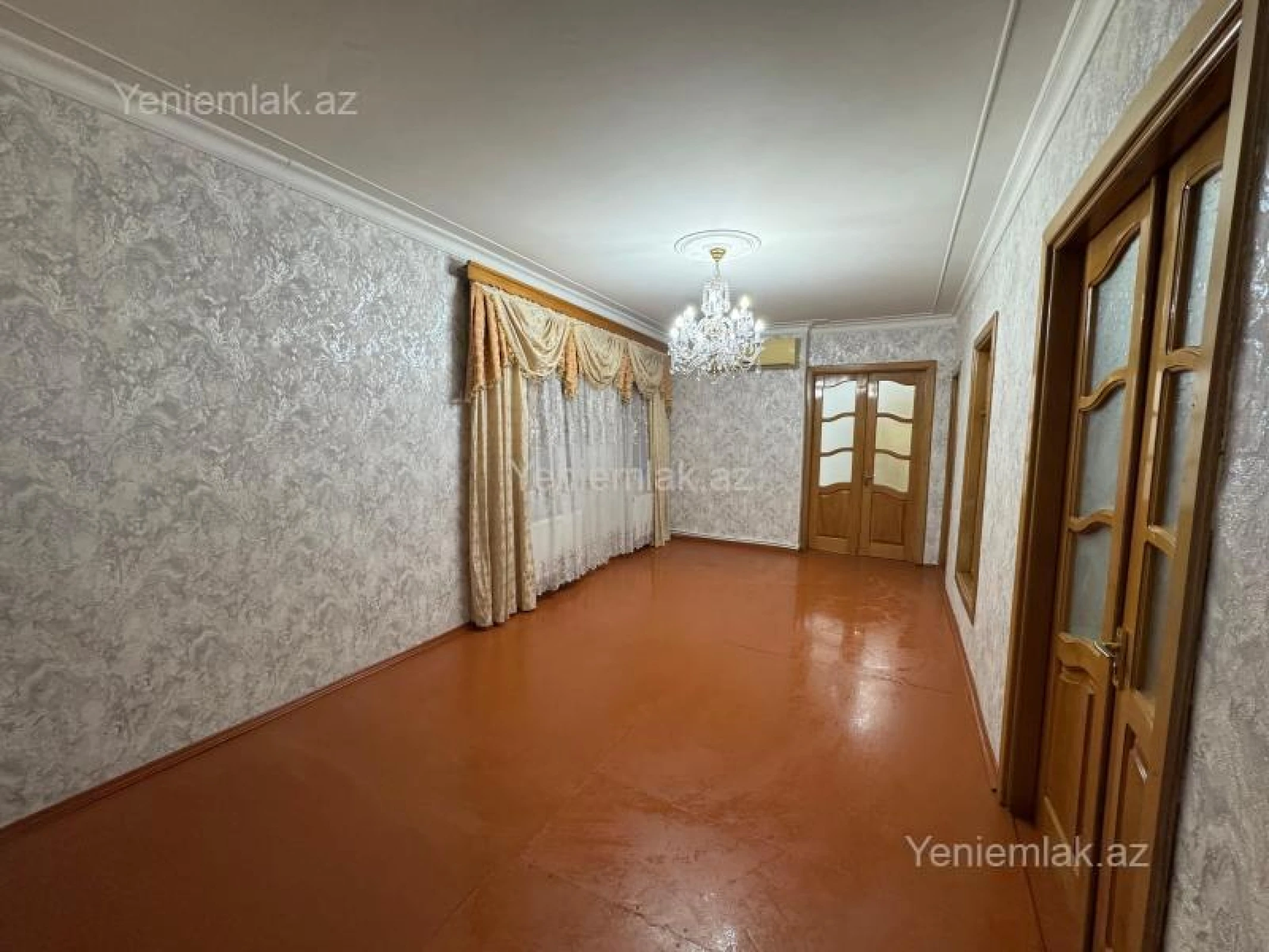 Satılır 3 otaqlı köhnə tikili 73 m²