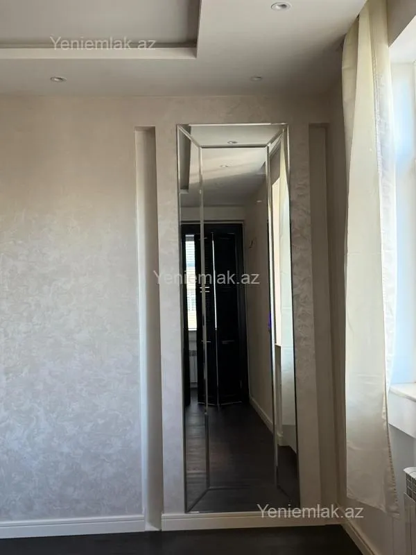 Satılır 3 otaqlı yeni tikili 135 m²