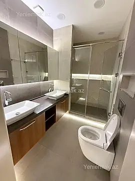 Satılır 3 otaqlı yeni tikili 135 m²