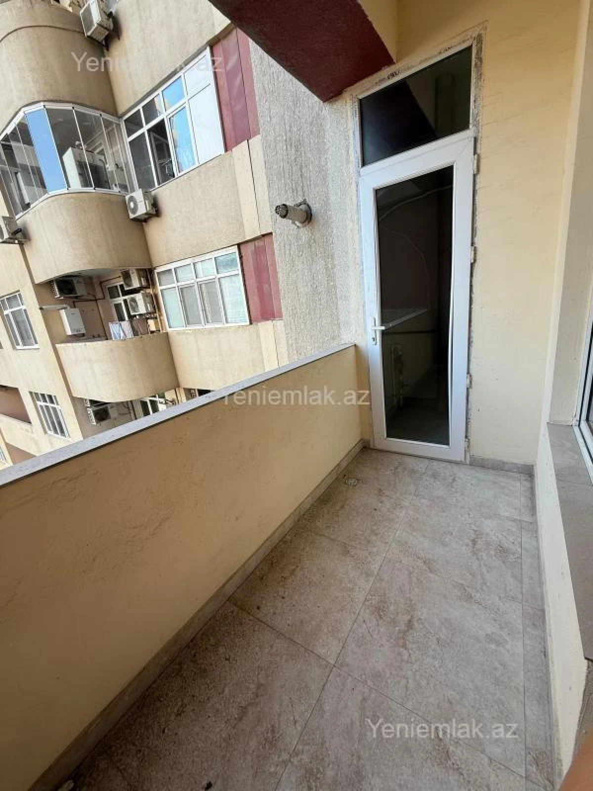Satılır 3 otaqlı yeni tikili 135 m²