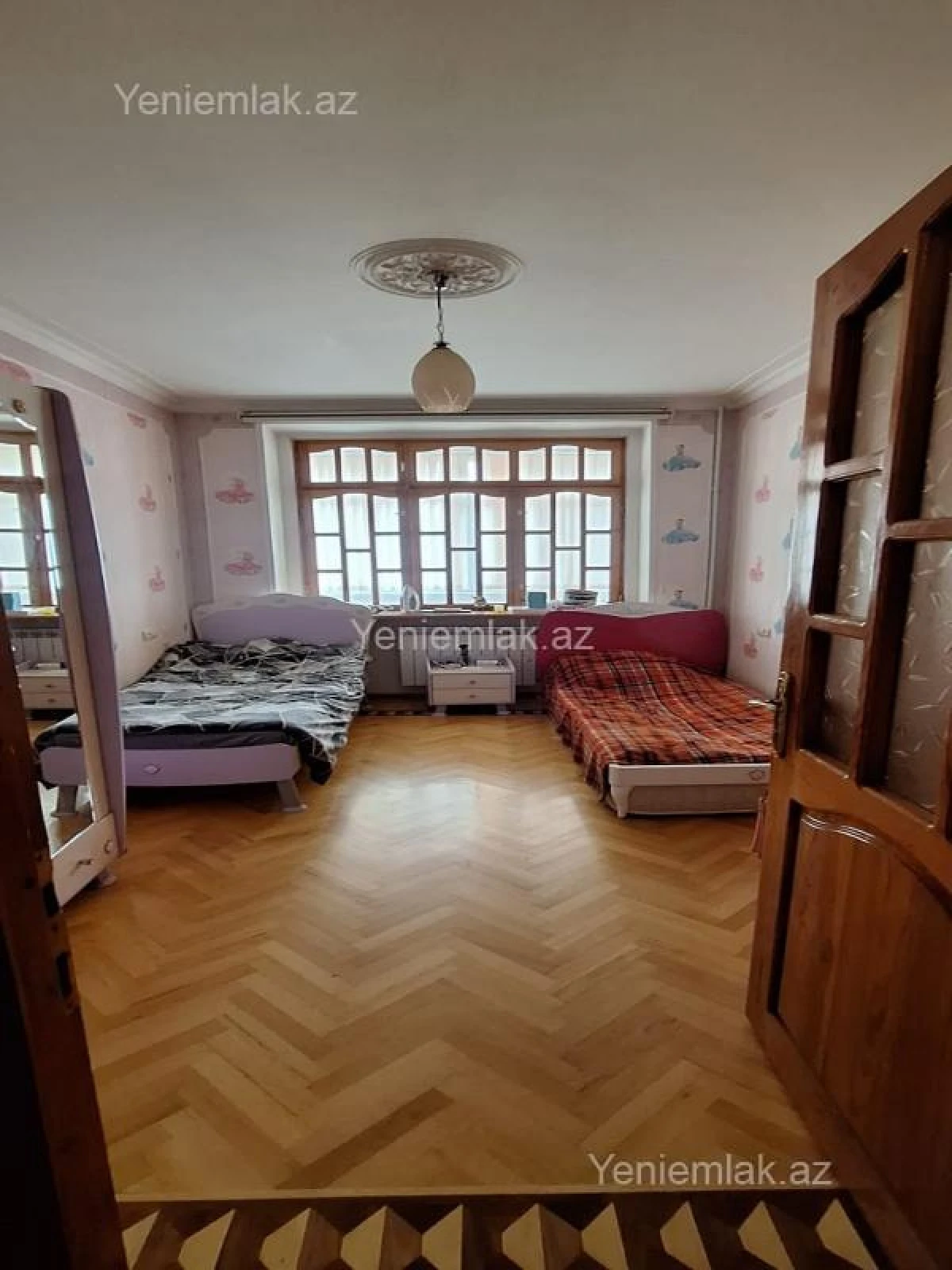 Satılır 4 otaqlı köhnə tikili 100 m²