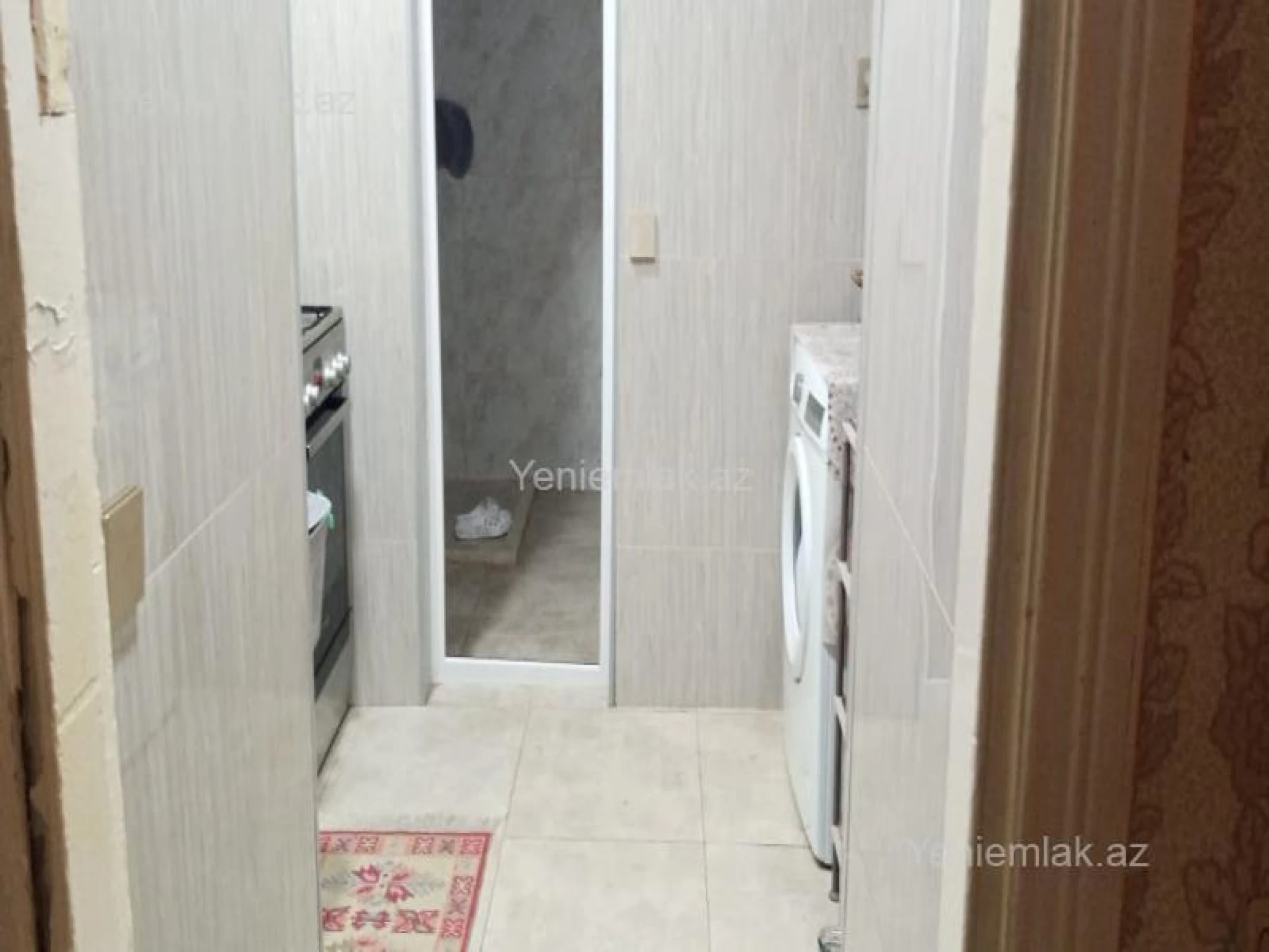 Satılır 3 otaqlı köhnə tikili 100 m²