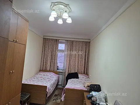 Satılır 2 otaqlı köhnə tikili 45 m²