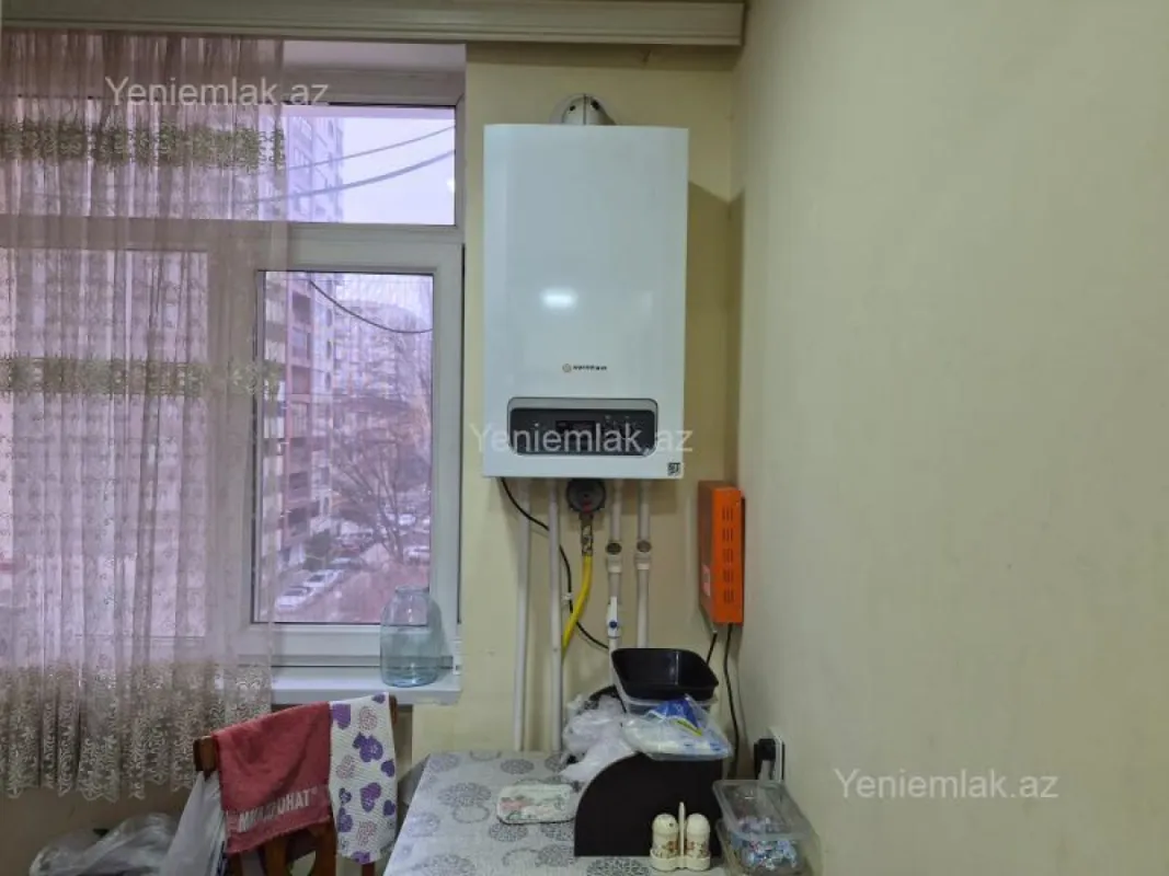 Satılır 2 otaqlı köhnə tikili 45 m²
