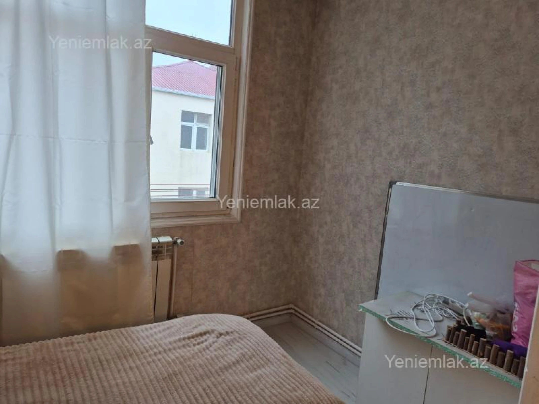 Satılır 2 otaqlı köhnə tikili 45 m²