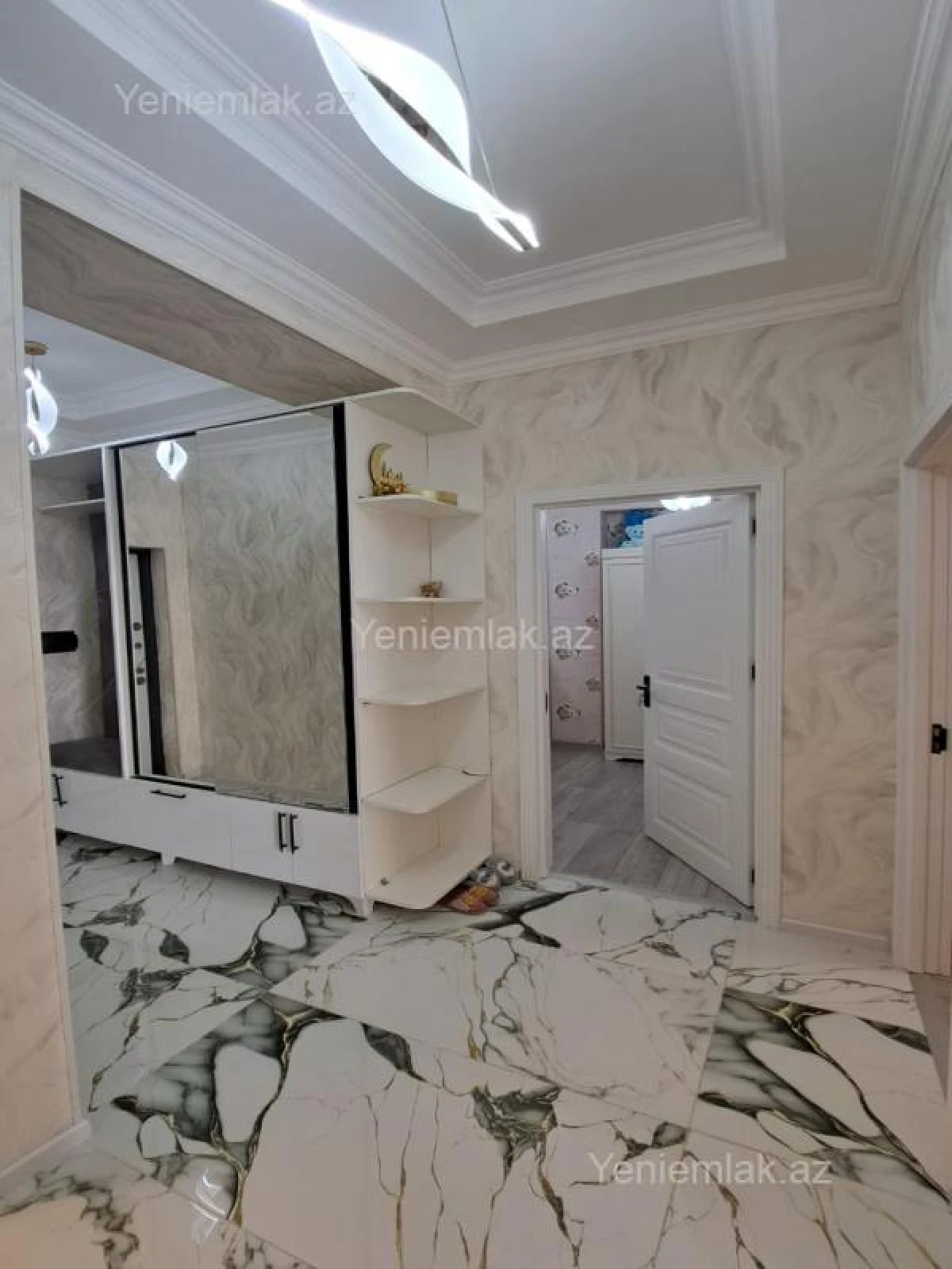 Satılır 3 otaqlı köhnə tikili 80 m²
