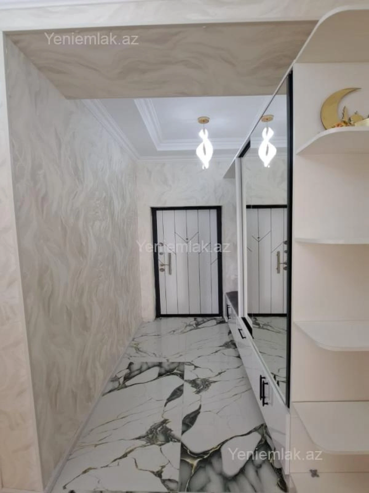 Satılır 3 otaqlı köhnə tikili 80 m²