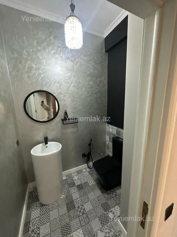 Satılır 3 otaqlı yeni tikili 105 m²
