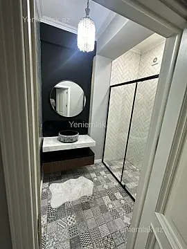 Satılır 3 otaqlı yeni tikili 105 m²