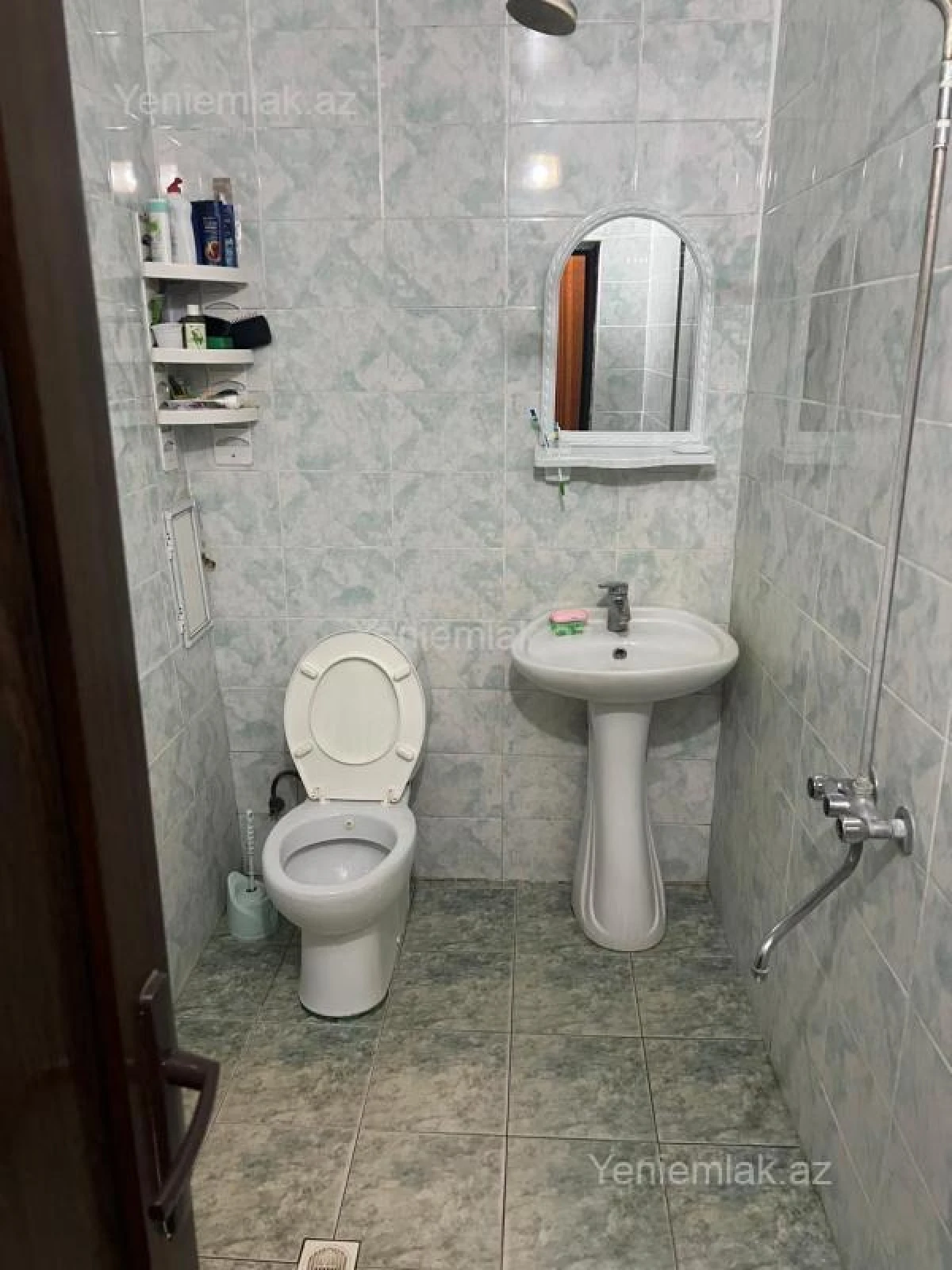 Satılır 2 otaqlı yeni tikili 80 m²