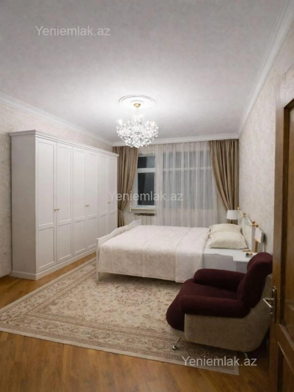 Satılır 4 otaqlı yeni tikili 160 m²