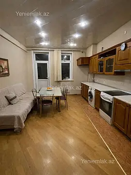 Satılır 4 otaqlı yeni tikili 160 m²