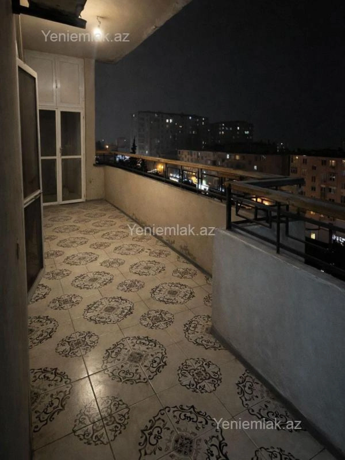 Satılır 4 otaqlı yeni tikili 160 m²