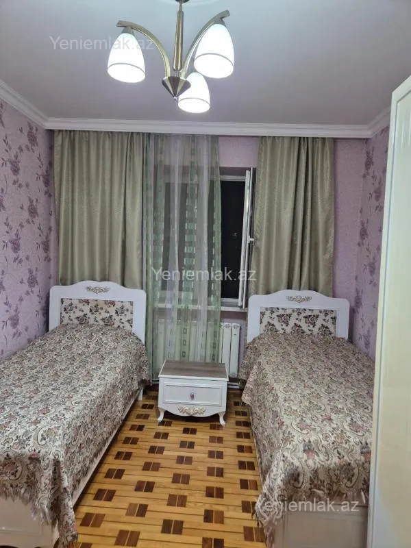 Satılır 3 otaqlı köhnə tikili 77 m²
