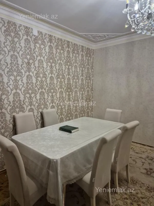 Satılır 3 otaqlı köhnə tikili 77 m²