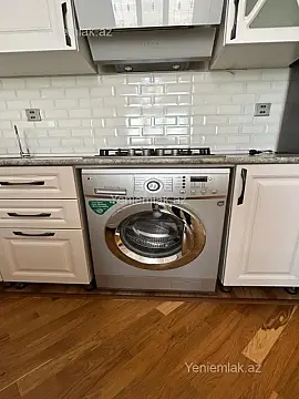 Satılır 2 otaqlı köhnə tikili 56 m²