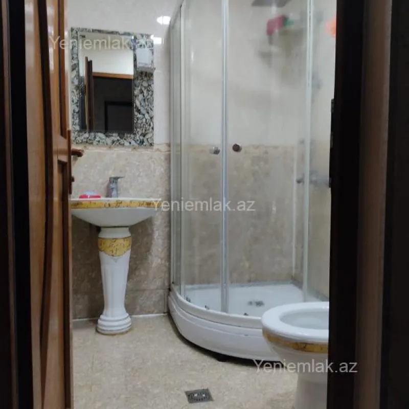 Satılır 2 otaqlı köhnə tikili 50 m²