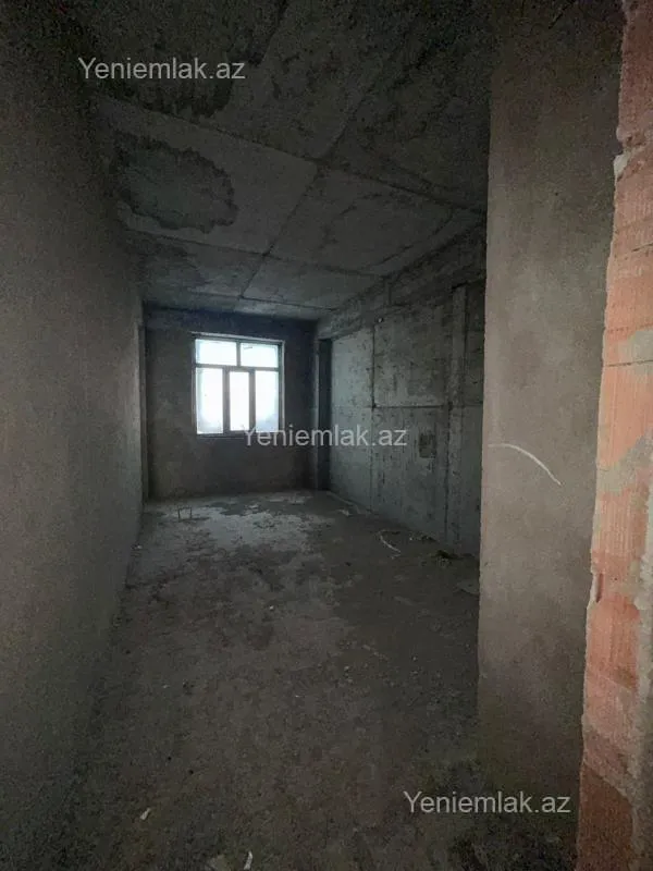 Satılır 3 otaqlı yeni tikili 135 m²