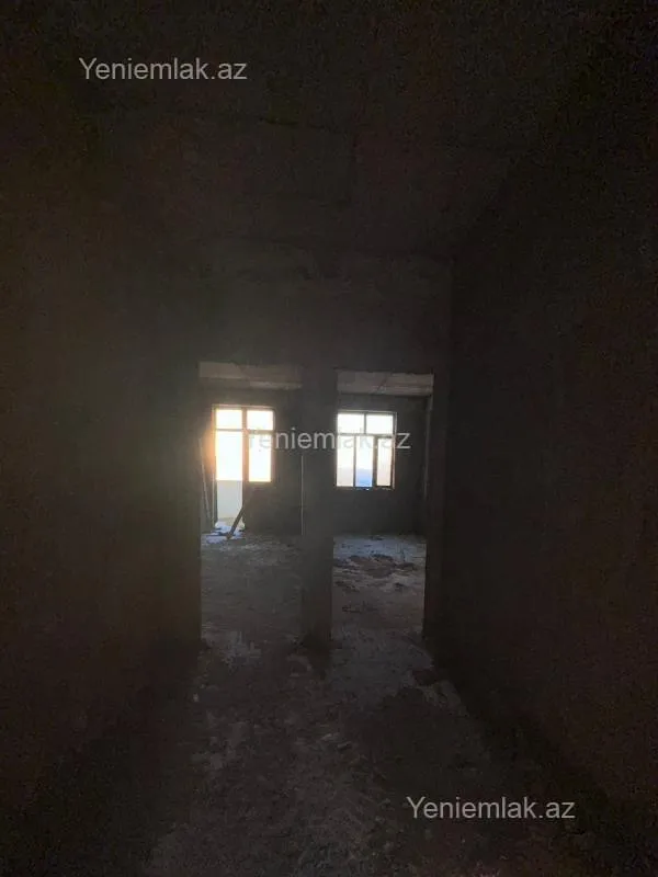 Satılır 3 otaqlı yeni tikili 135 m²