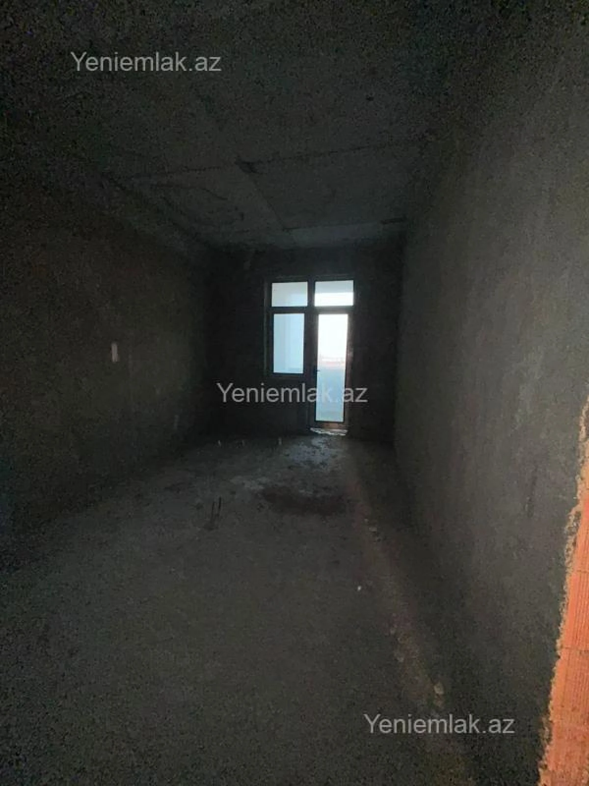 Satılır 3 otaqlı yeni tikili 135 m²