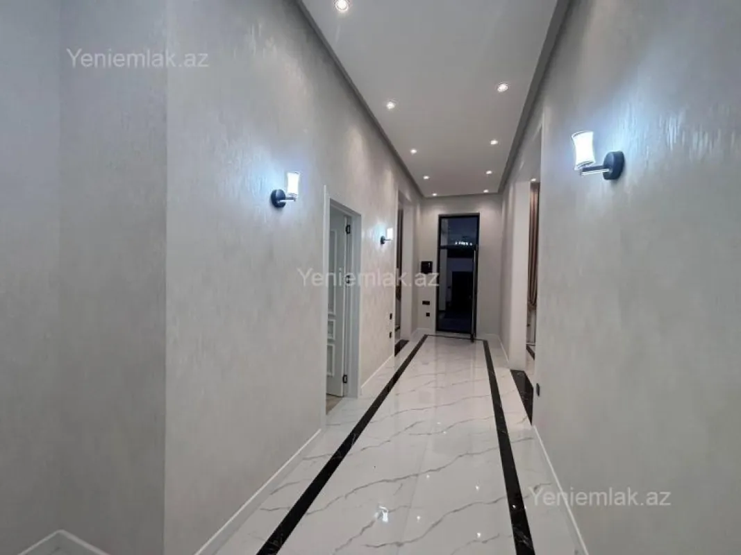 Satılır 4 otaqlı həyət evi 185 m²