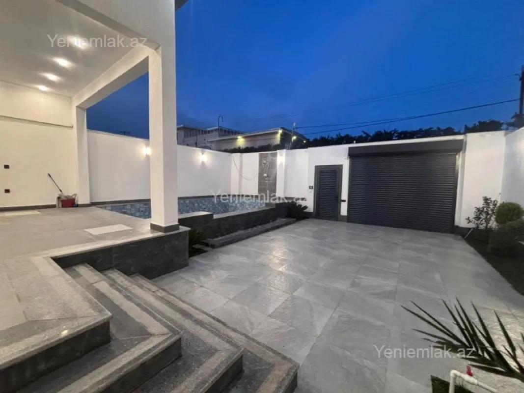 Satılır 4 otaqlı həyət evi 185 m²