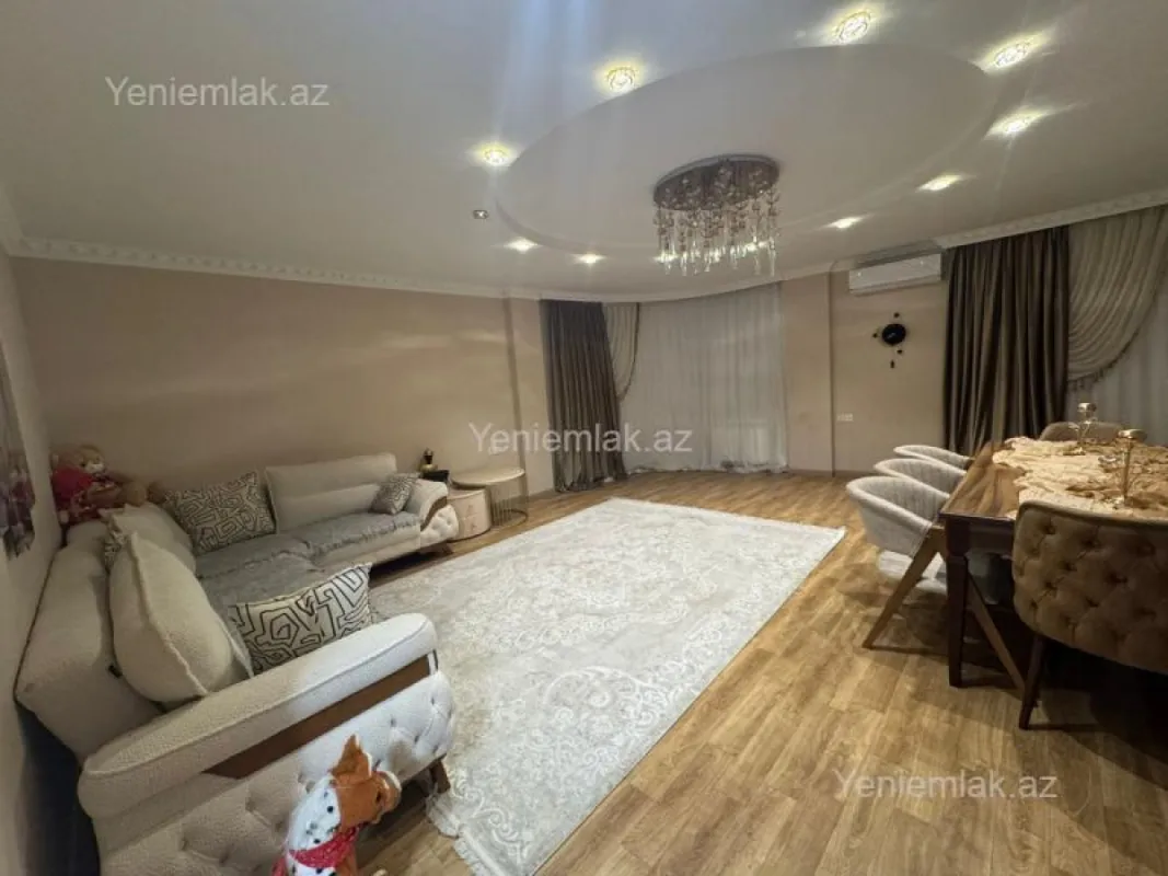 Satılır 3 otaqlı yeni tikili 120 m²