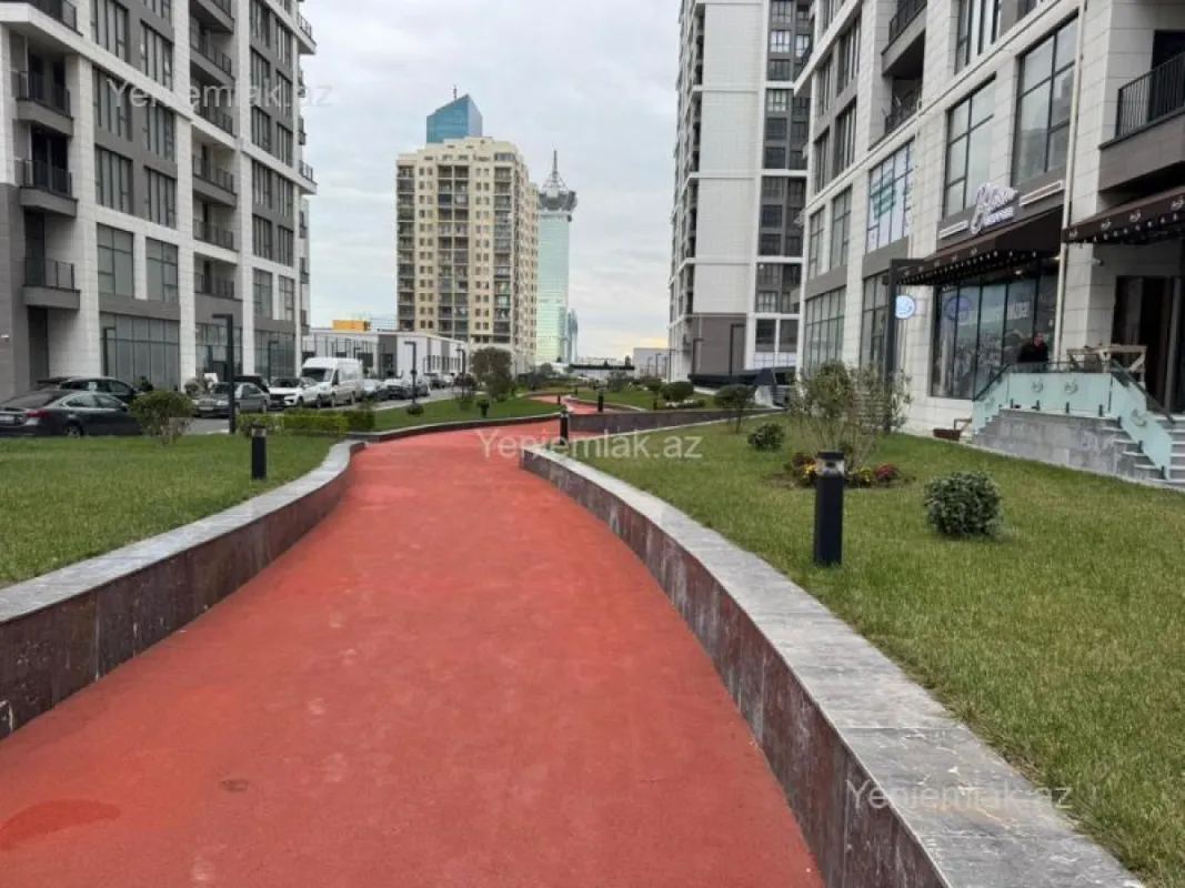 Satılır 2 otaqlı yeni tikili 120 m²