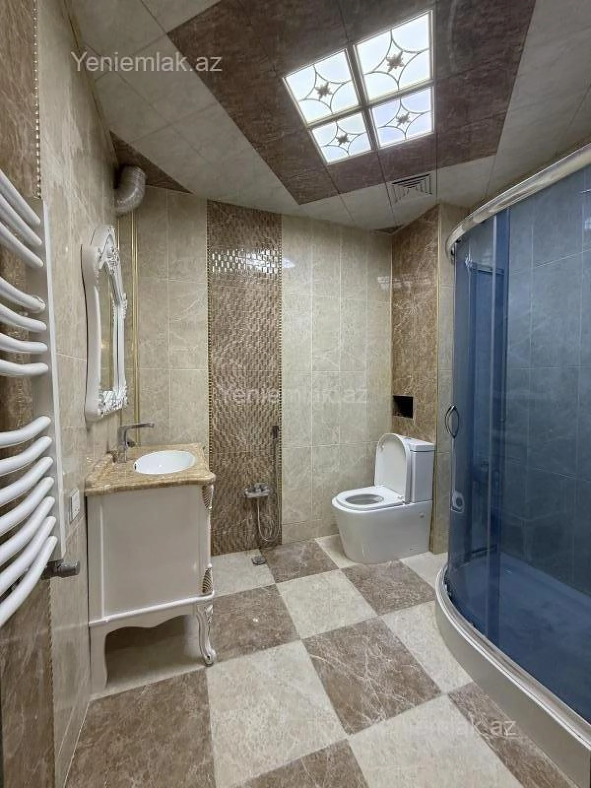 Satılır 3 otaqlı yeni tikili 120 m²