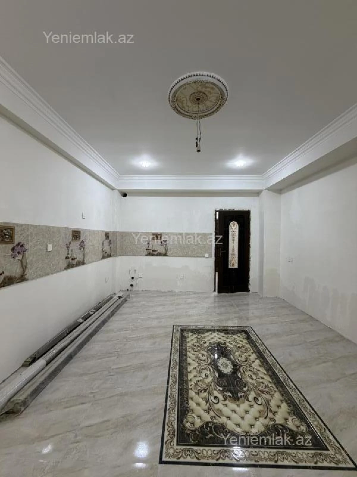 Satılır 3 otaqlı yeni tikili 120 m²