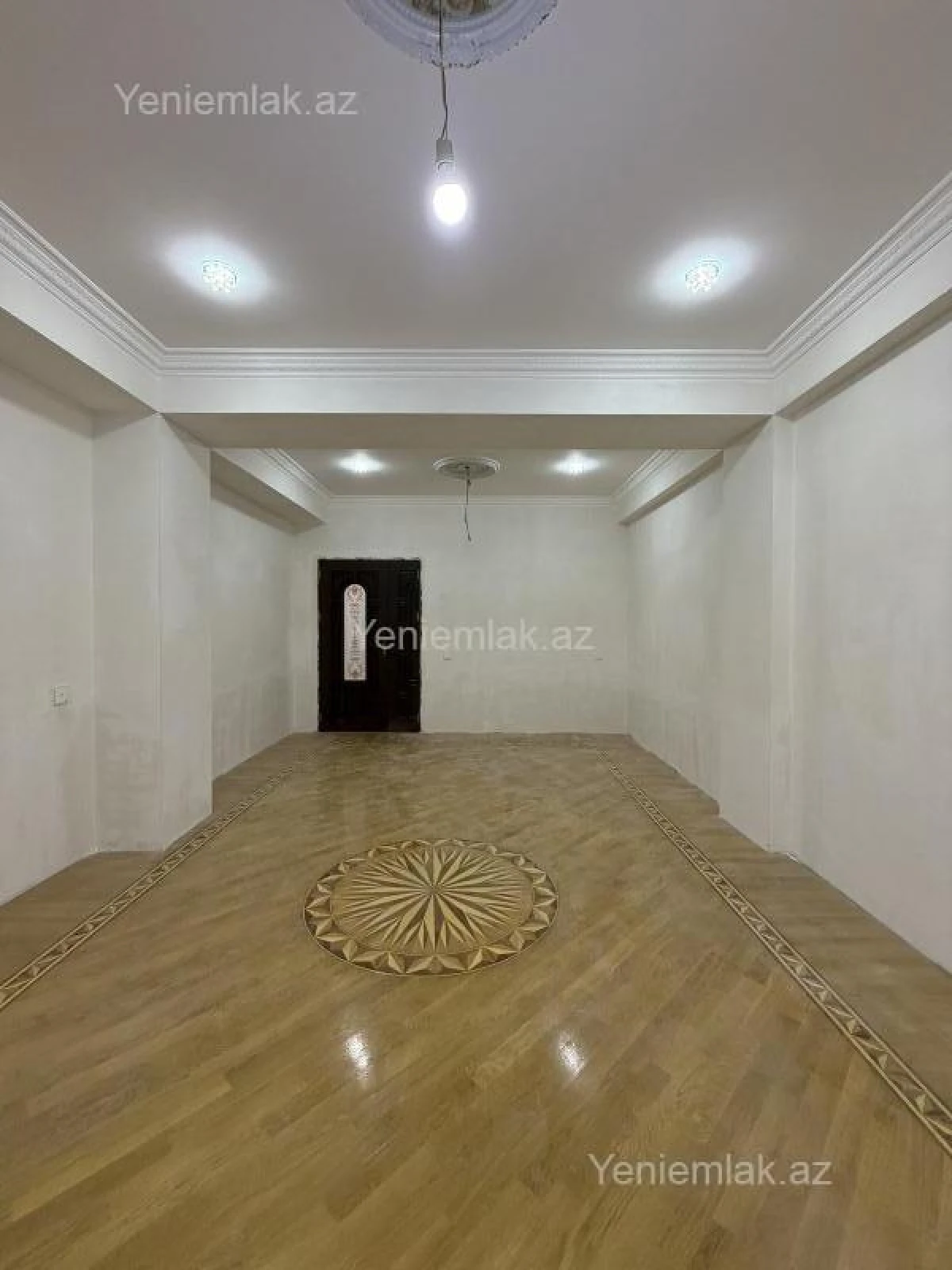 Satılır 3 otaqlı yeni tikili 120 m²