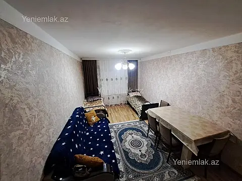 Satılır 1 otaqlı köhnə tikili 32 m² — Sumqayıt, 8-ci mikrorayon 1 otaq 32.00 m²